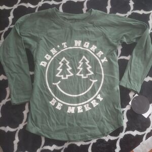 NWT Tiny Whales kids holiday tee‎ size 5